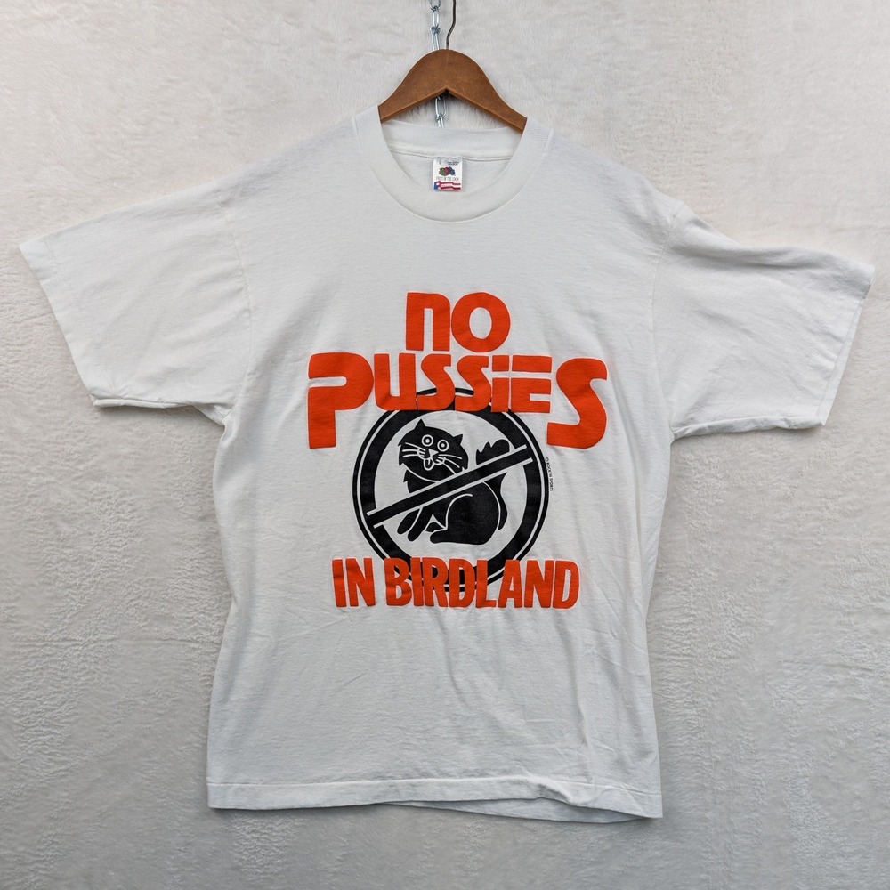 VTG Baltimore Orioles T-Shirt Men's M White No Pussies In Birdland Funny USA 90s